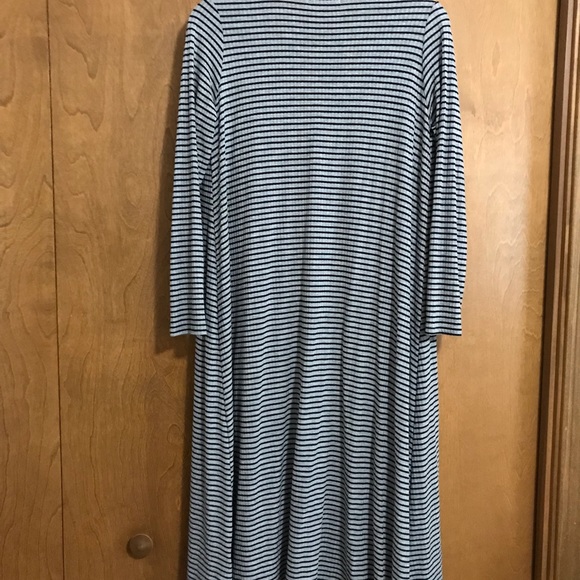 LuLaRoe Sarah Stripe Small EUC - Picture 4 of 5